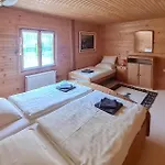 4 Bedroom Cozy In