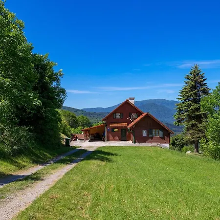 Holiday home 4 Bedroom Cozy In Podstene