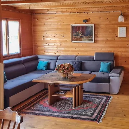Holiday home 4 Bedroom Cozy In *