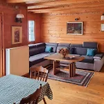 4 Bedroom Cozy In * Podstene
