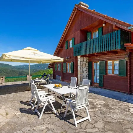 Vakantiehuis 4 Bedroom Cozy In Podstene